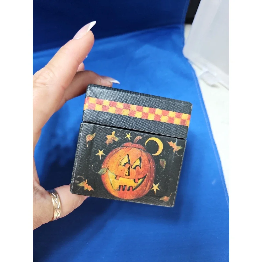 Bob's Boxes Small Box Jack Pumpkin Halloween Susan Winget Vintage 3.25